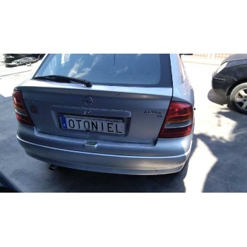 opel astra g berlina del año 2002