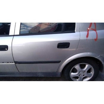 opel astra g berlina del año 2002