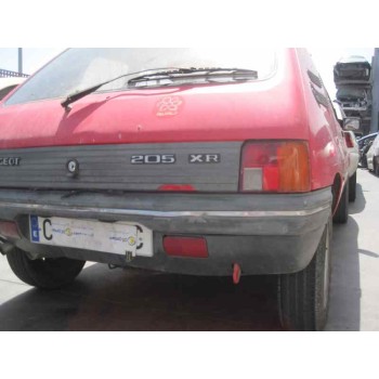 peugeot 205 berlina del año 1986