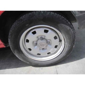 peugeot 205 berlina del año 1986