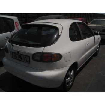 daewoo lanos del año 2000