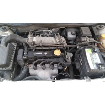 opel astra g berlina del año 2002