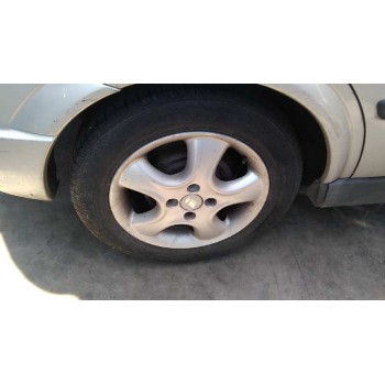 opel astra g berlina del año 2002