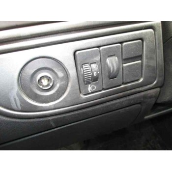 citroën xsara berlina del año 1999