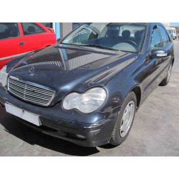 mercedes-benz clase c (w203) berlina del año 2002