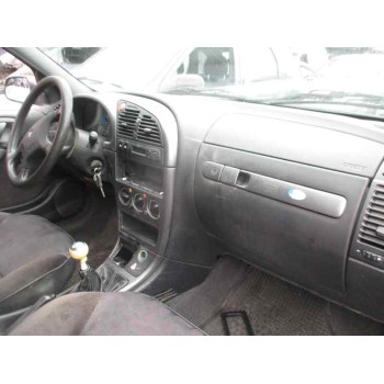 citroën xsara berlina del año 1999