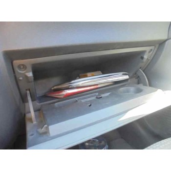 opel corsa c del año 2004