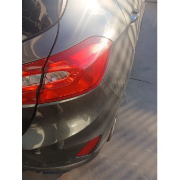 PILOTO TRASERO DERECHO H1BB13N552A 