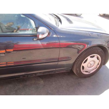 mercedes-benz clase c (w203) berlina del año 2002