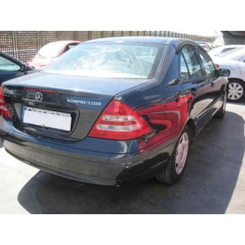 mercedes-benz clase c (w203) berlina del año 2002