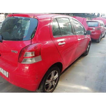 toyota yaris del año 2010