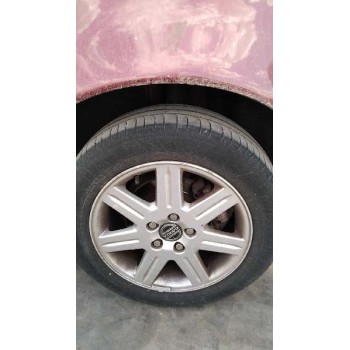 volvo s40 berlina del año 2004