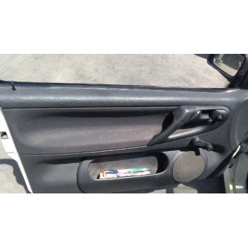 volkswagen polo berlina (6n1) del año 1998