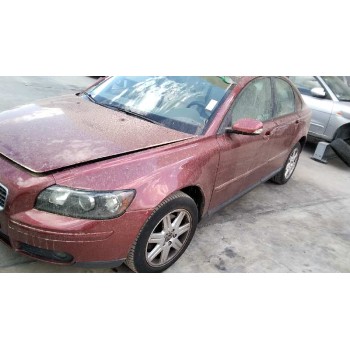 volvo s40 berlina del año 2004