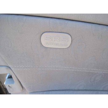 mercedes-benz clase c (w203) berlina del año 2002