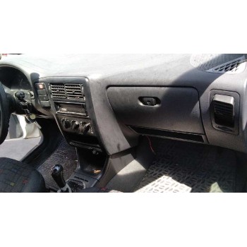 volkswagen polo berlina (6n1) del año 1998