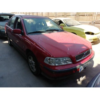 volvo s40 berlina del año 1999