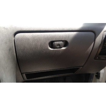 volkswagen polo berlina (6n1) del año 1998