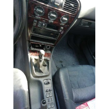 volvo s40 berlina del año 1999