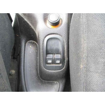 peugeot 206 berlina del año 2002