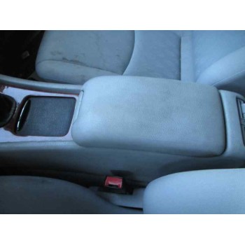 mercedes-benz clase c (w203) berlina del año 2002