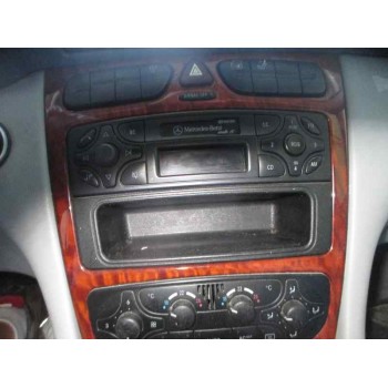 mercedes-benz clase c (w203) berlina del año 2002