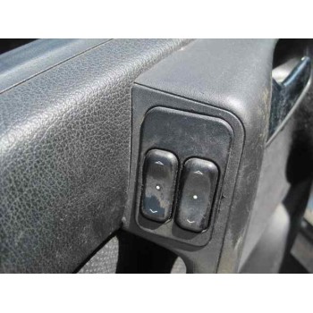 opel astra g berlina del año 2000