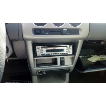 nissan micra (k11) del año 2002