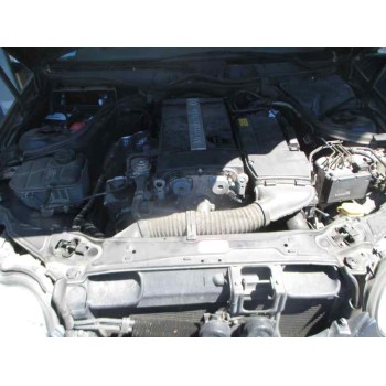 mercedes-benz clase c (w203) berlina del año 2002