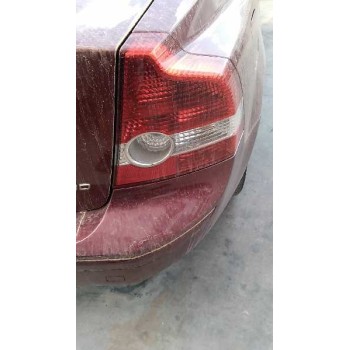 volvo s40 berlina del año 2004