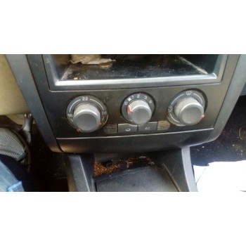 seat ibiza (6l1) del año 2004