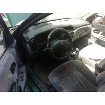 renault megane i fase 2 berlina (ba0) del año 1999
