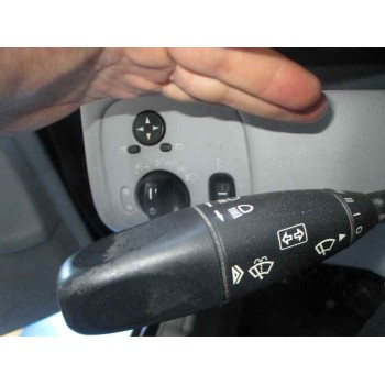 mercedes-benz clase c (w203) berlina del año 2002