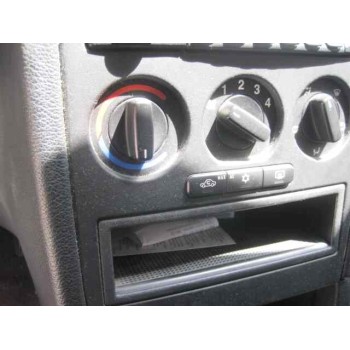 opel astra g berlina del año 2000