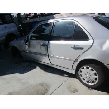 mercedes-benz clase c (w202) berlina del año 1999