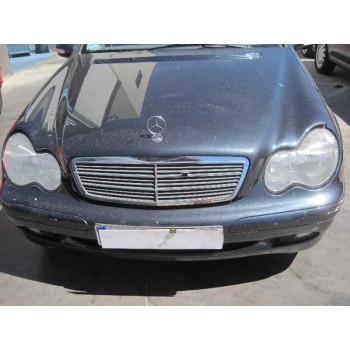 mercedes-benz clase c (w203) berlina del año 2002