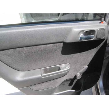 opel astra g berlina del año 2000