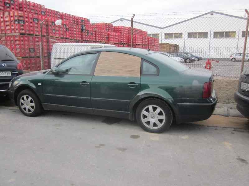volkswagen passat berlina (3b2) del año 1996