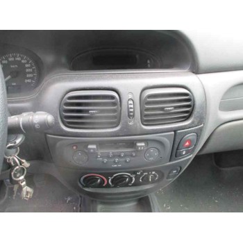 renault megane i fase 2 berlina (ba0) del año 2001