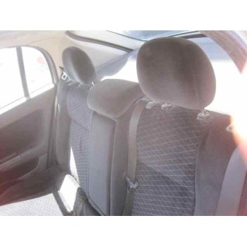 opel astra g berlina del año 2000