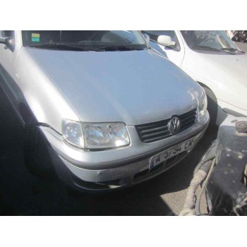 VOLKSWAGEN POLO BERLINA (6N2)