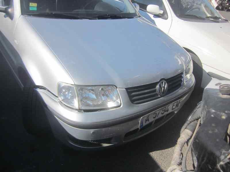 volkswagen polo berlina (6n2) del año 2000