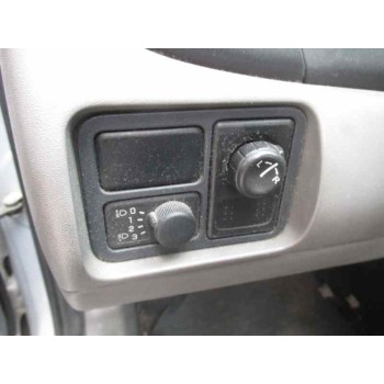 nissan almera (n16/e) del año 2001