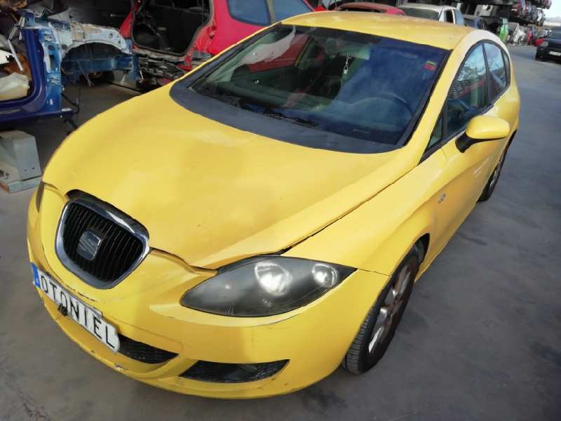 SEAT LEON (1P1)