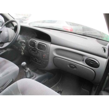 renault megane i fase 2 berlina (ba0) del año 2001