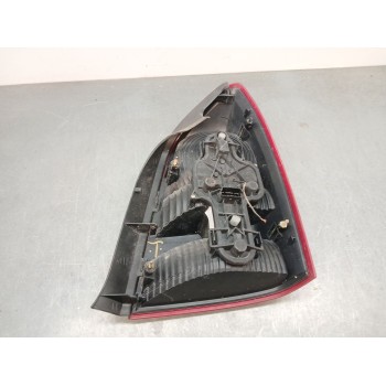 Recambio de piloto trasero izquierdo para nissan primera (p12) 1.6 referencia OEM IAM 89024270  