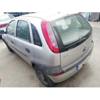 opel corsa c del año 2001