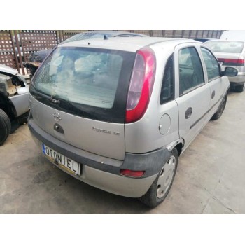 opel corsa c del año 2001