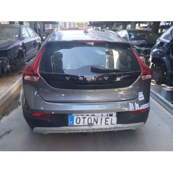 volvo v40 hatchback (525) del año 2015