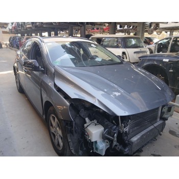 volvo v40 hatchback (525) del año 2015